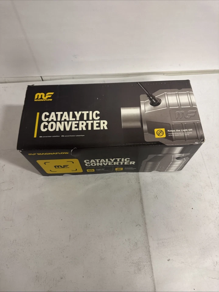 Magnaflow Manifold Catalytic Converter 452909 Direct-Fit For Lexus LS430 - Image 3 of 3