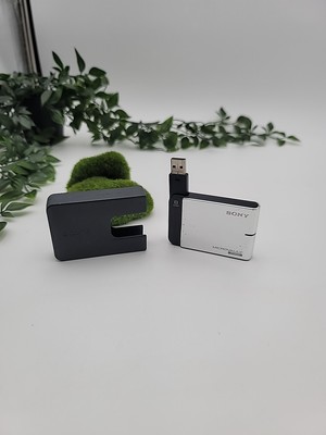 Sony 8 GB MicroVault Pro USB Storage Media Flash Drive W/ Case