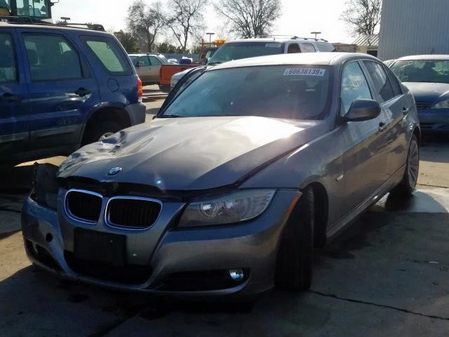 BMW 328i 2011 manija de puerta trasera izquierda del lado del conductor gris sedán Foto 4 de 4