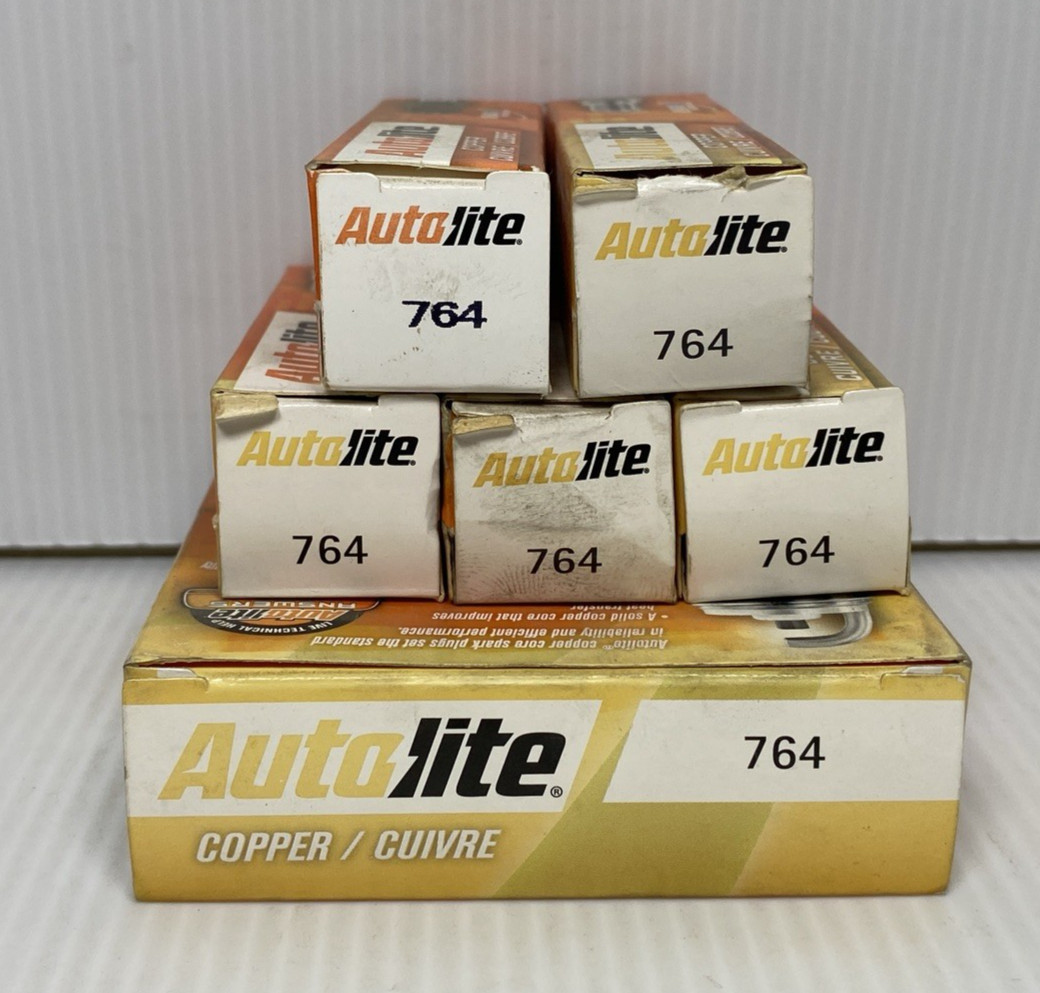 Lot of 9 Autolite Copper Spark Plugs #764