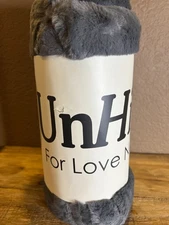 UnHide Lil' Marsh Faux Fur Blanket Throw 50x60 Charcoal/Carbon Grey – NEW