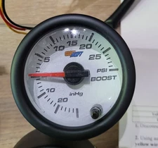 Glow Shift 30 PSI 7 color boost/ vacuum gauge