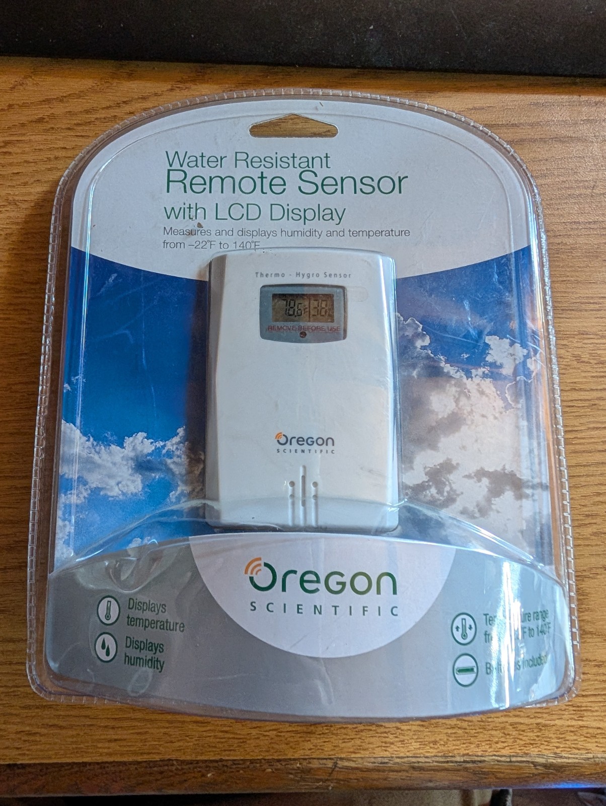 Oregon Scientific THGR122NX Wireless Temperature and Humidit