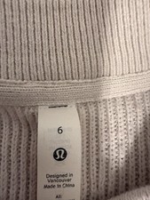 Lululemon Ivory Ribbed Knit Pullover Sweater Women's Regular Size 6