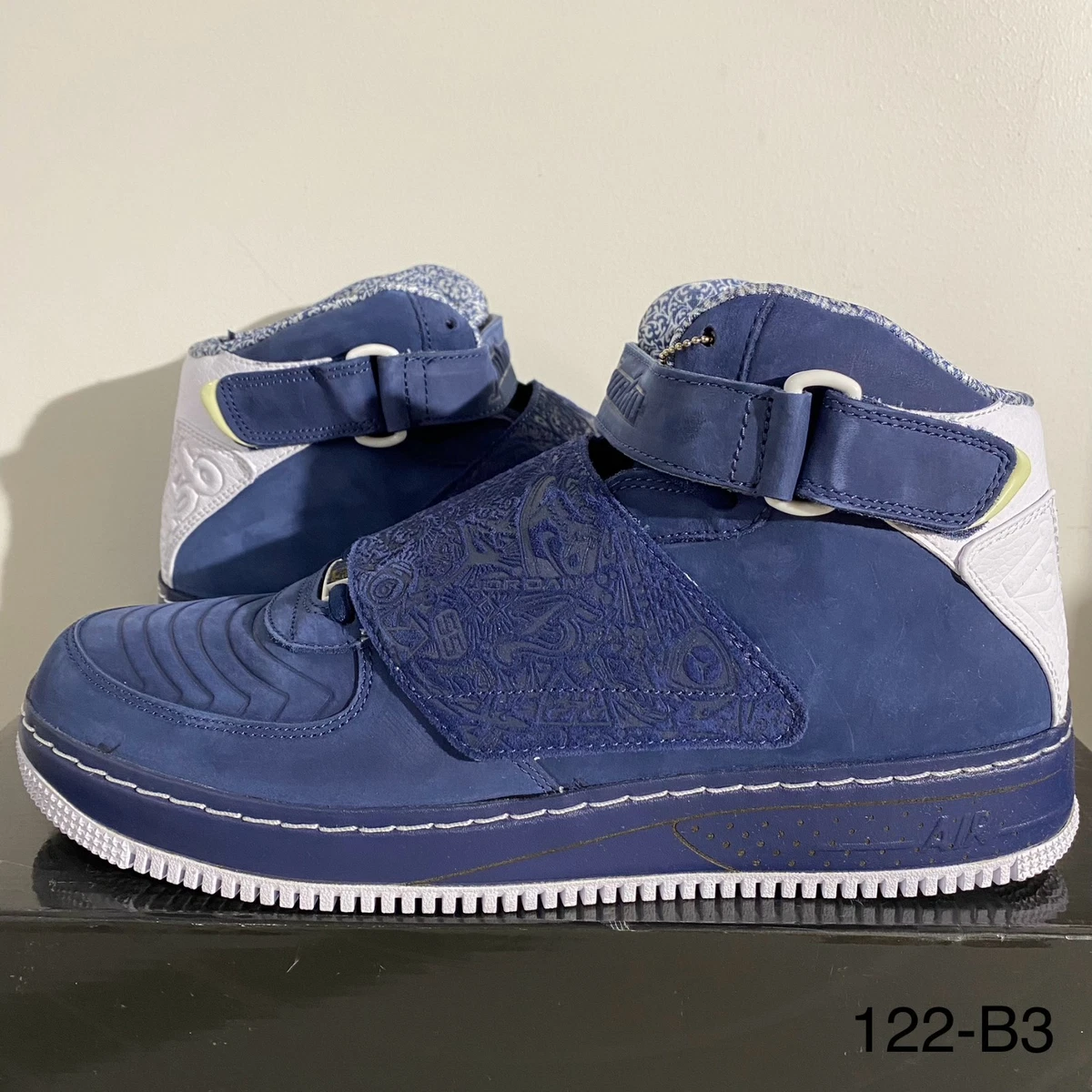 Mens 8.5  Air Jordan Fusion 20 \'Midnight Navy\' sneakers with a blue suede upper. Size 12.5 - Nike Air Jordan Fusion 20 Midnight Navy 331823  main image 2