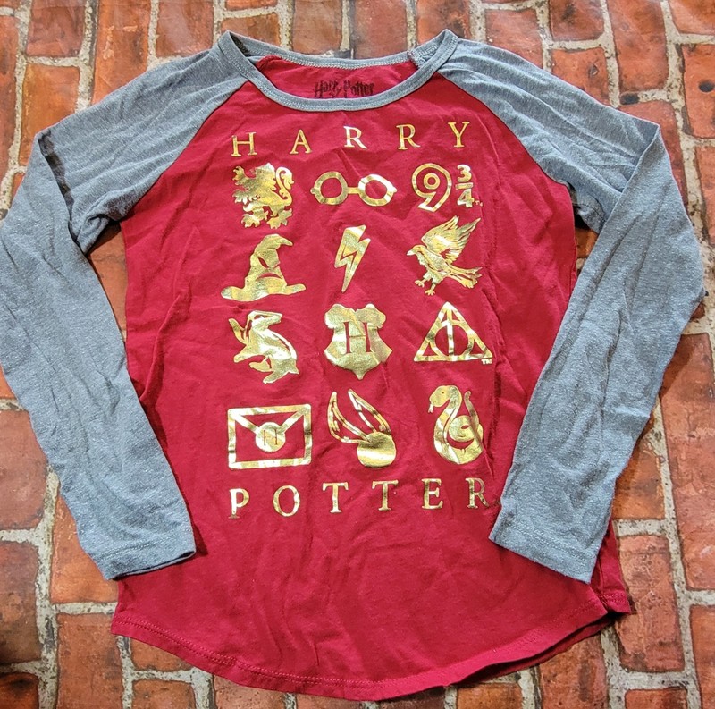 Harry Potter Girls Raglan Graphic Tee | Gold Foil Icons | Red | Size 10/12 10 12