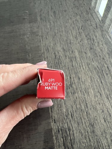 MAC Cosmetics MACximal Matte Lipstick 691 RUBY WOO | New W/ Fast Ship! READ DESC - Picture 7 of 8