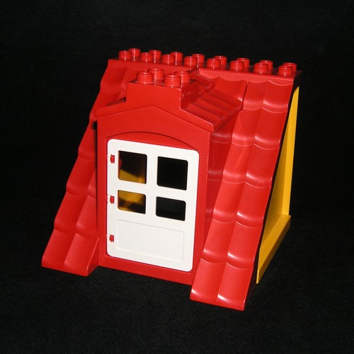 Lego Duplo Red Shingle Roof w/ White Door & Gold Sidewalls House Barn Parts