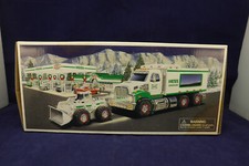 Hess 2008 Toy Truck  Front Loader With Lights  Sound NIB