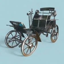 Daimler Motor Carriage Metal Model 