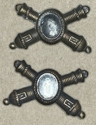 1902 US Army Officer Match Pair Artillery Corps Collar Device Solder Cntr 1.5  W