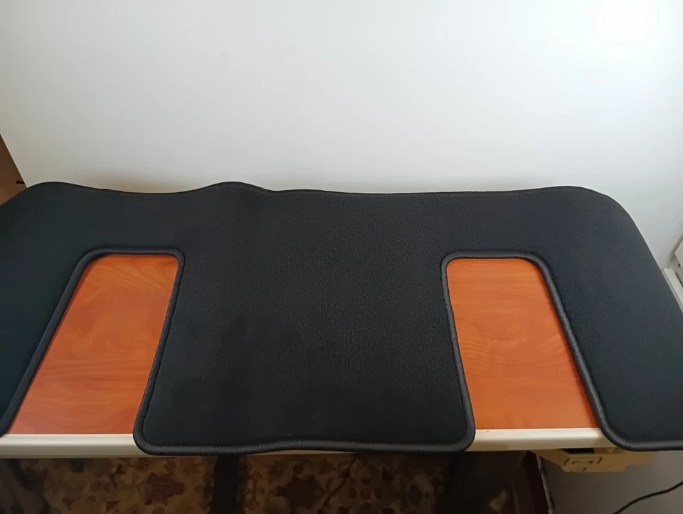 2018 - 2021 Buick Enclave Avenir Black Carpeted Floor Mats Complete 842 80206 - Image 3 of 4