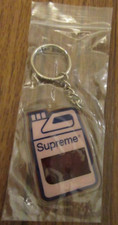 Supreme Jug Keychain Red FW19 Supreme New Yor...