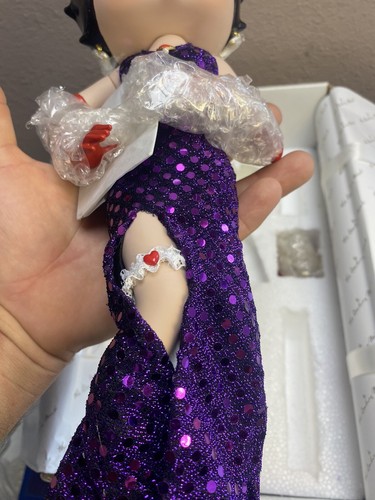 Betty Boop Hats Off To Betty 2005 Collector Doll Red Hat Society (new) - Picture 19 of 24