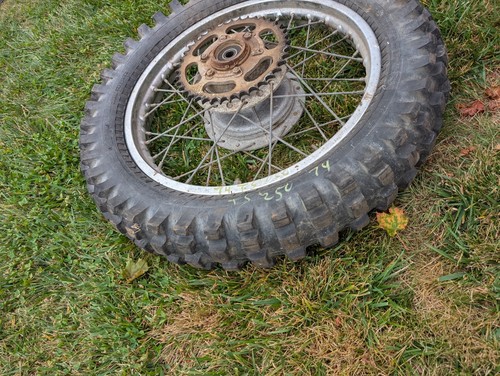 1974 Suzuki TS 250 Savage Rear Wheel ts250 400 250 TS oem original ts 75 76 77 - Picture 4 of 5