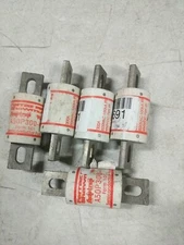 GOULD FERRAZ SHAWMUT A50P300-4 AMP-TRAP FUSE 300A 500V