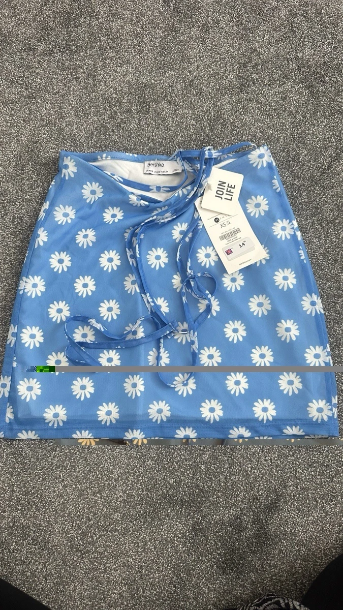 Mini Falda Bershka Azul con Corbata en la Cintura Talla XS Nueva Sin Etiquetas
