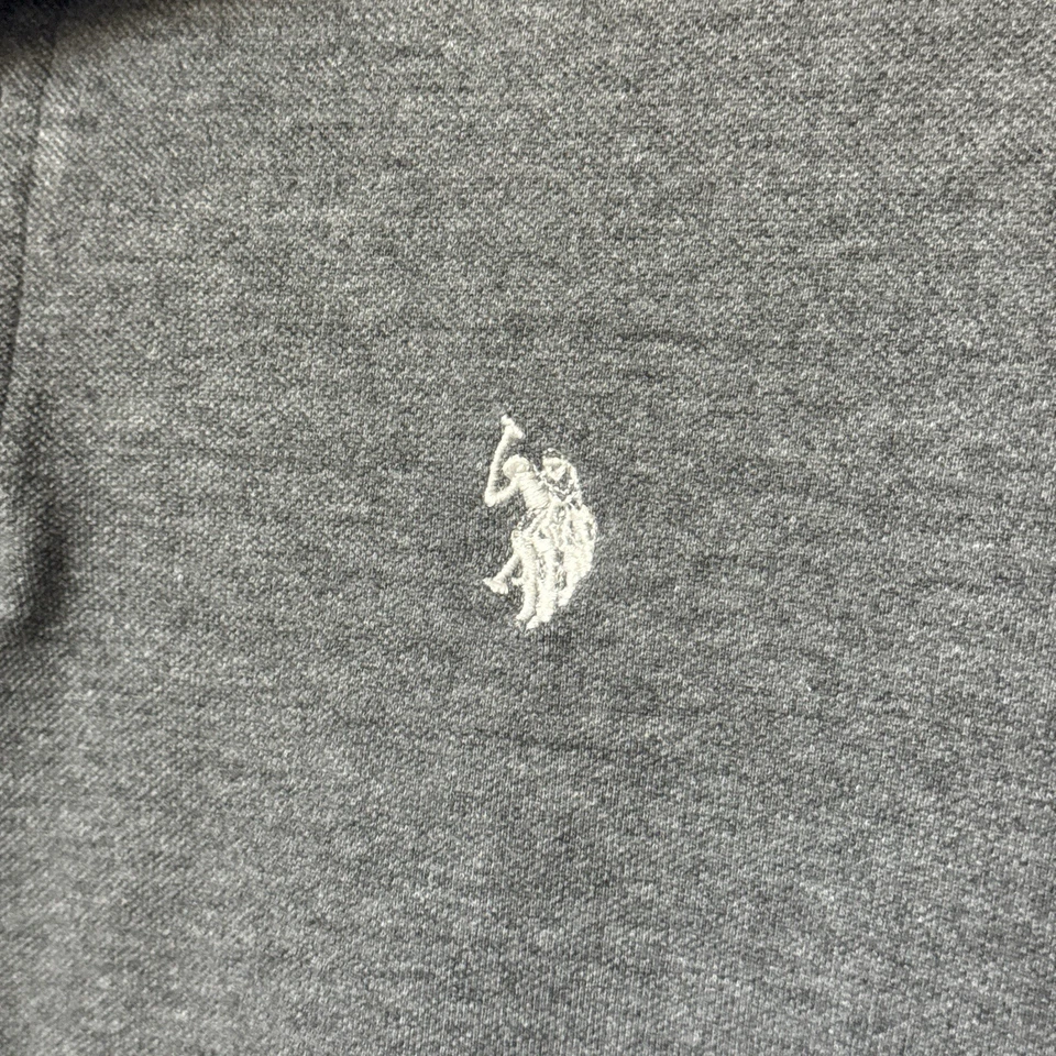 Camisa polo masculina cinza grande manga curta mistura de algodão EUA Assn excelente - Imagem 3 de 4