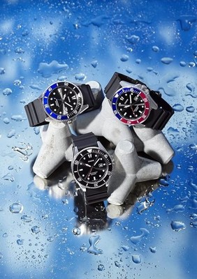 Casio G-SHOCK MDV-107 Duro Diver Watch 200M Marlin Black Blue Red Bezel JDM
