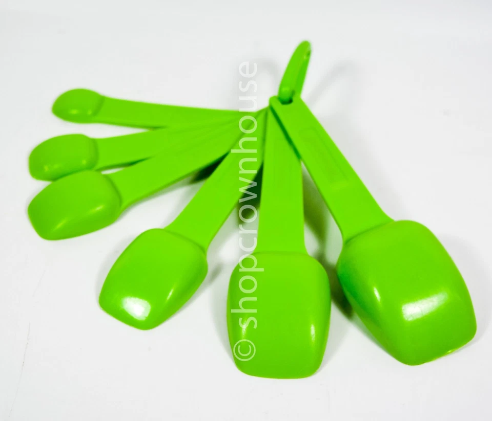 VTG Tupperware Measuring Spoons Green on D Ring SET OF 6 - Image 2 of 2
