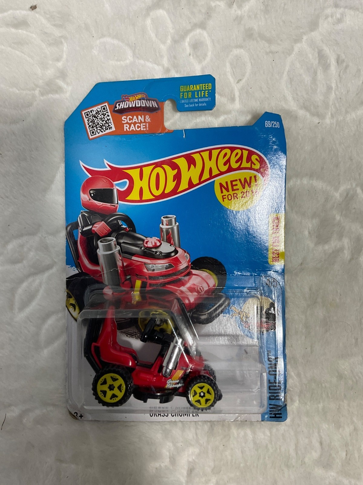 Hot Wheels Grass Chomper 2016 Die-Cast Vehicle New Sealed 69/250 Collectible Toy