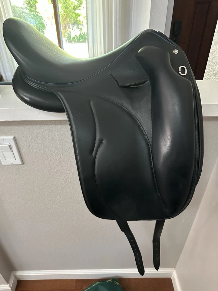 Sillín de doma Devoucoux Makila Lab 2017 monoflap Foto 2 de 4