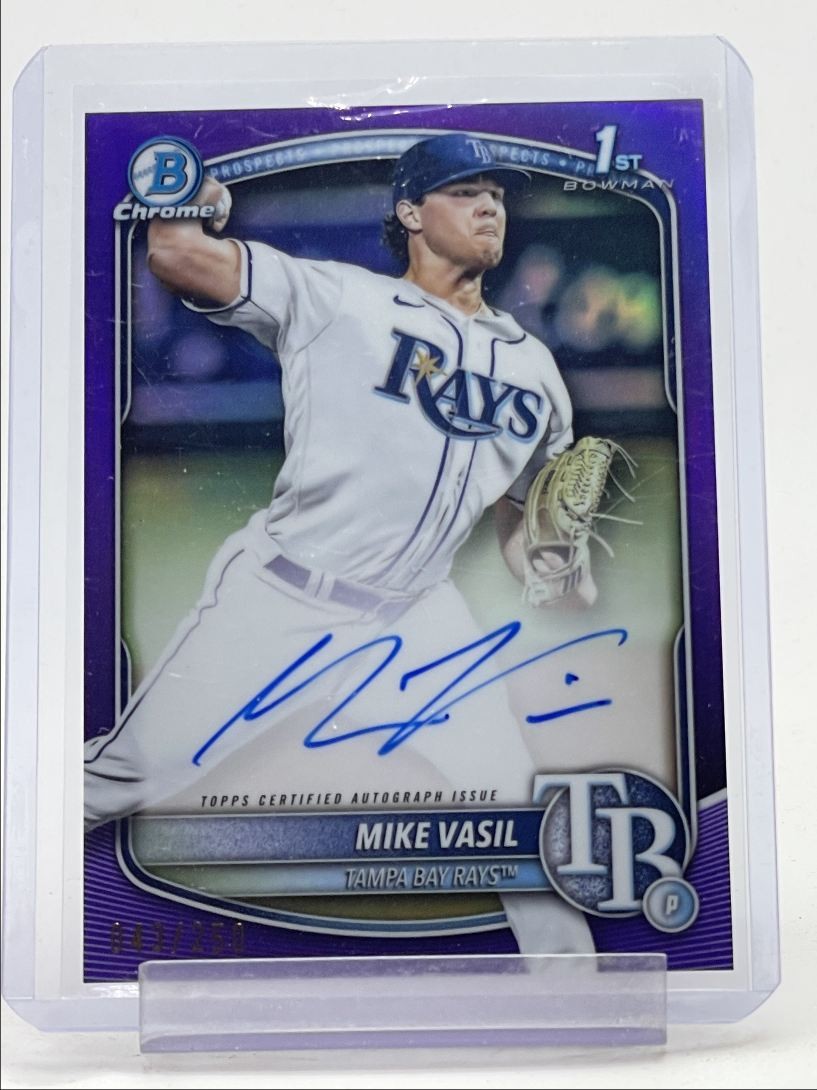 MIKE VASIL 2025 BOWMAN CHROME 1ST PURPLE REFRACTOR AUTO /250 Q5194