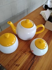 Old Amsterdam Porcelain Works 1701 16 oz Teapot Yellow White Tea Pot With Lid