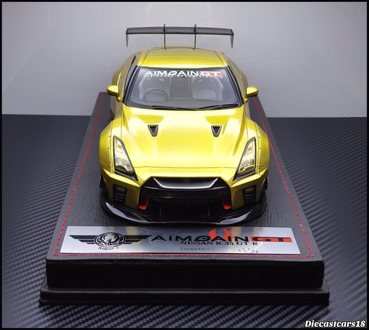 1/18 Aimgain Super A Nissan GTR R35 Gold Edition Super Rare 1/18 Aimgain Super A Nissan GTR R35 Gold Edition Super Rare