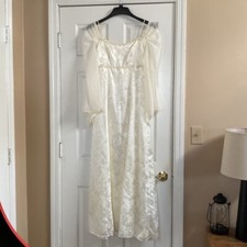 VTG Renaissance Faire Ivory Satin Brocade Wedding Dress Gown
