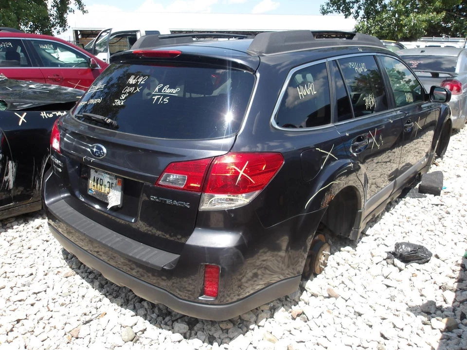 Conjunto de suporte diferencial usado serve: 2010 Subaru Legacy traseiro SW 2.5L AT CVT - Imagem 3 de 4