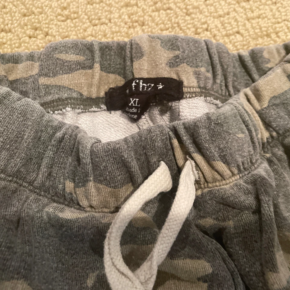 Pantalones deportivos de camuflaje Flowers by Zoe para niñas - talla extra grande Foto 3 de 3