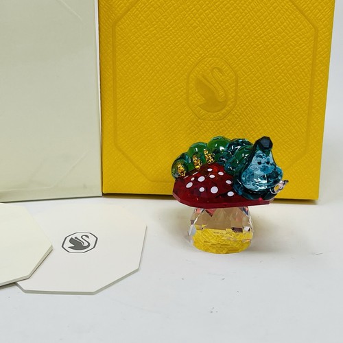 New Swarovski Crystal Alice In Wonderland Caterpillar Figurine 5670225 - Picture 15 of 15