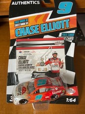 Chase Elliott 24 Llumar Raced Ver NASCAR Authentics Diecast 1/64 - 2022 Wave 1