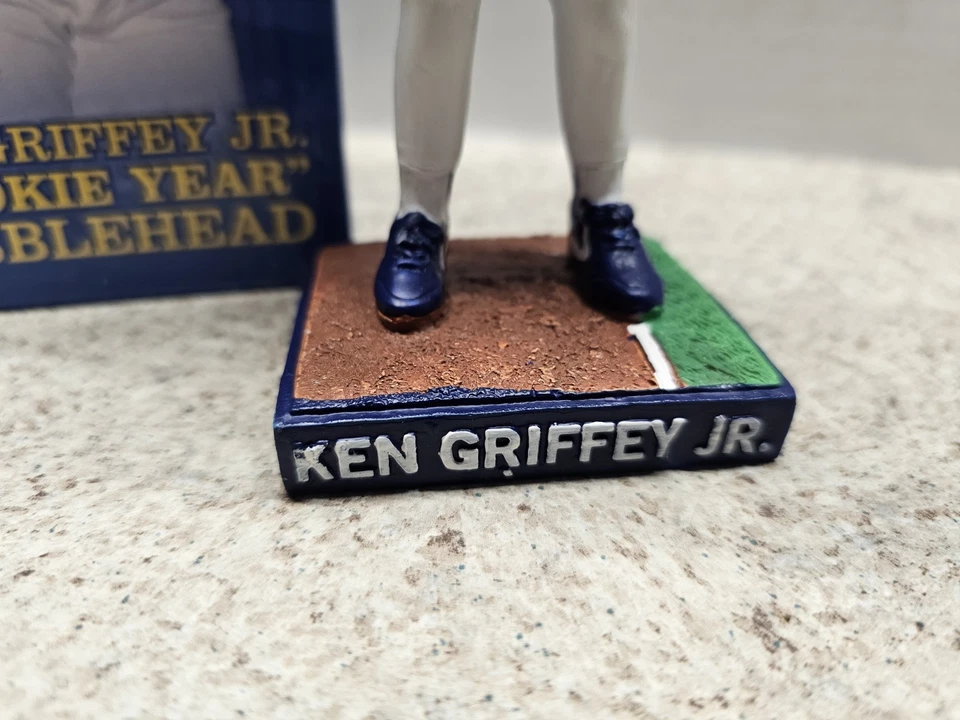 Ken Griffey Jr Seattle Mariners MLB 2019 SGA Bobblehead NIB Rookie Year - Image 3 of 4