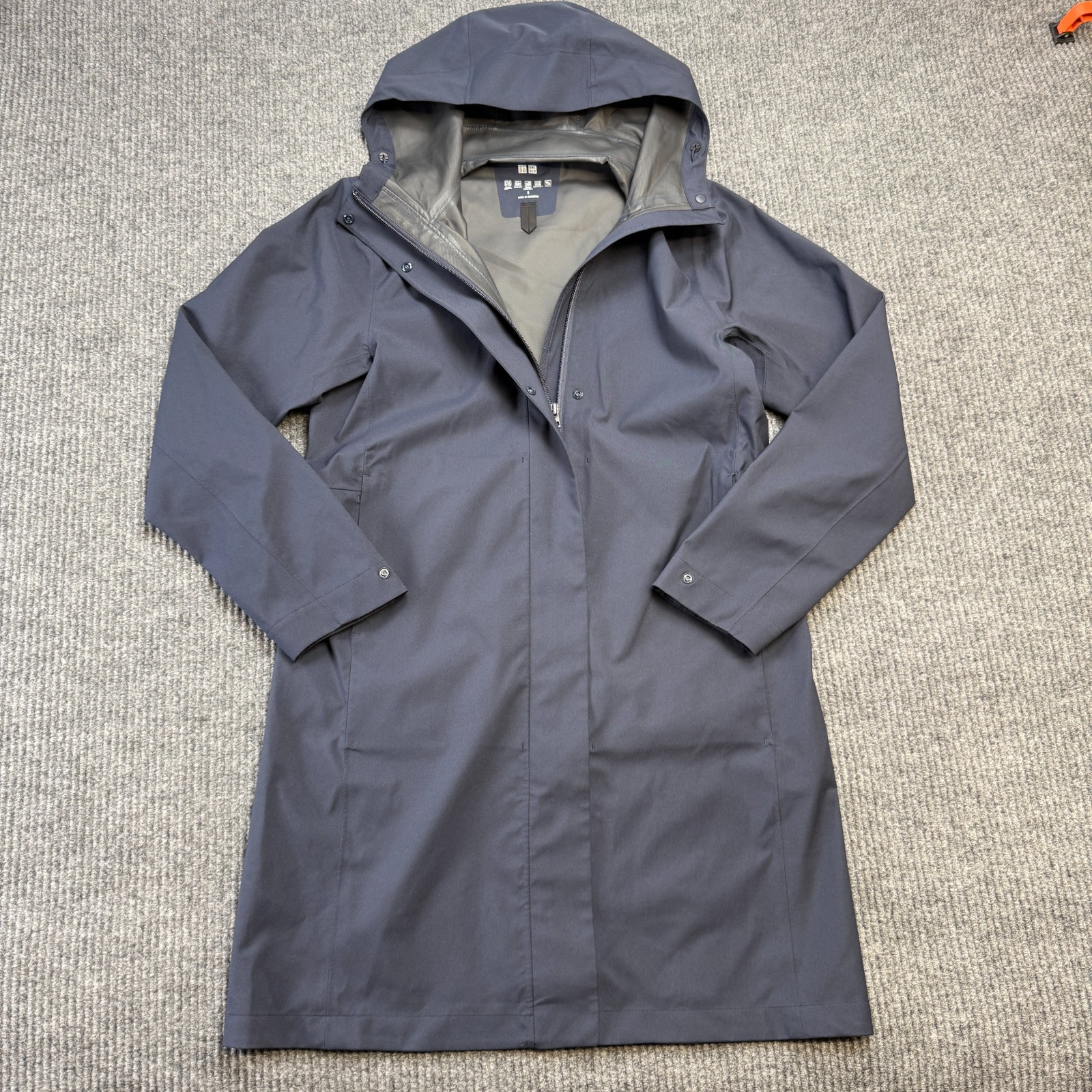 Uniqlo Rain Jacket Women Small Navy Blue Durable Water Resistant Windbreak Hood