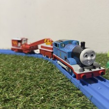 Plarail TOMY Trackmaster - Thomas with Rocky - Thomas The Tank Engine Toy!-