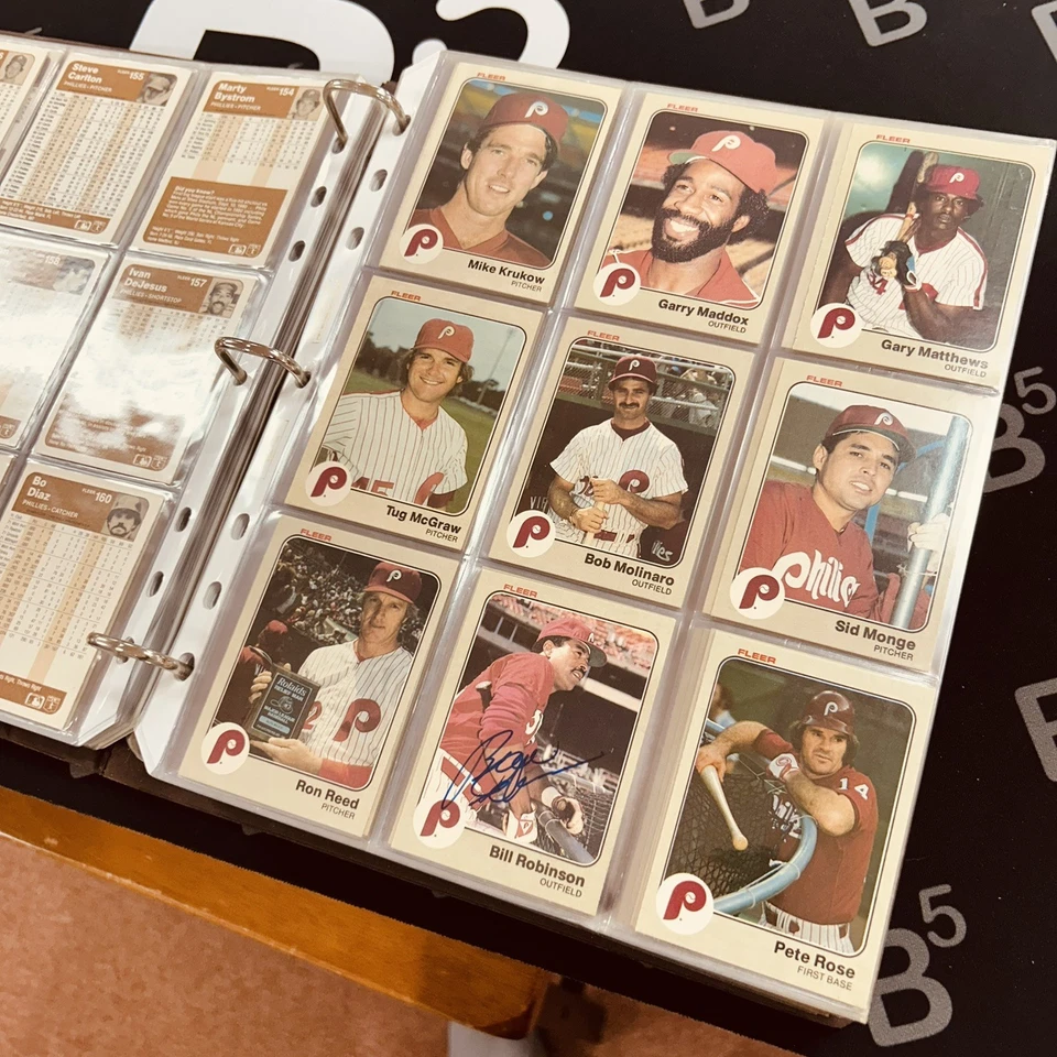 1983 Fleer conjunto completo em fichário, Gwynn, Boggs, Sandburg R/C. Conjunto tem 6 carros - Imagem 4 de 4