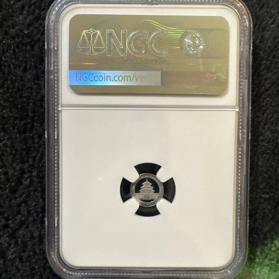 2022 China 30 Yuan 1gram Platinum Panda Coin NGC MS70 40th Anniversary Rare Rare - Image 3 of 4