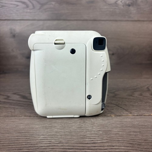 Fujifilm Instax Mini 8 Instant Film Camera Off White Polaroid Camera Only - Picture 8 of 18