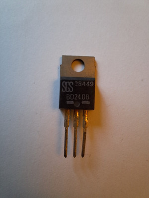 BD240B PNP Power Transistor TO-220   Audio / Power Amplifier