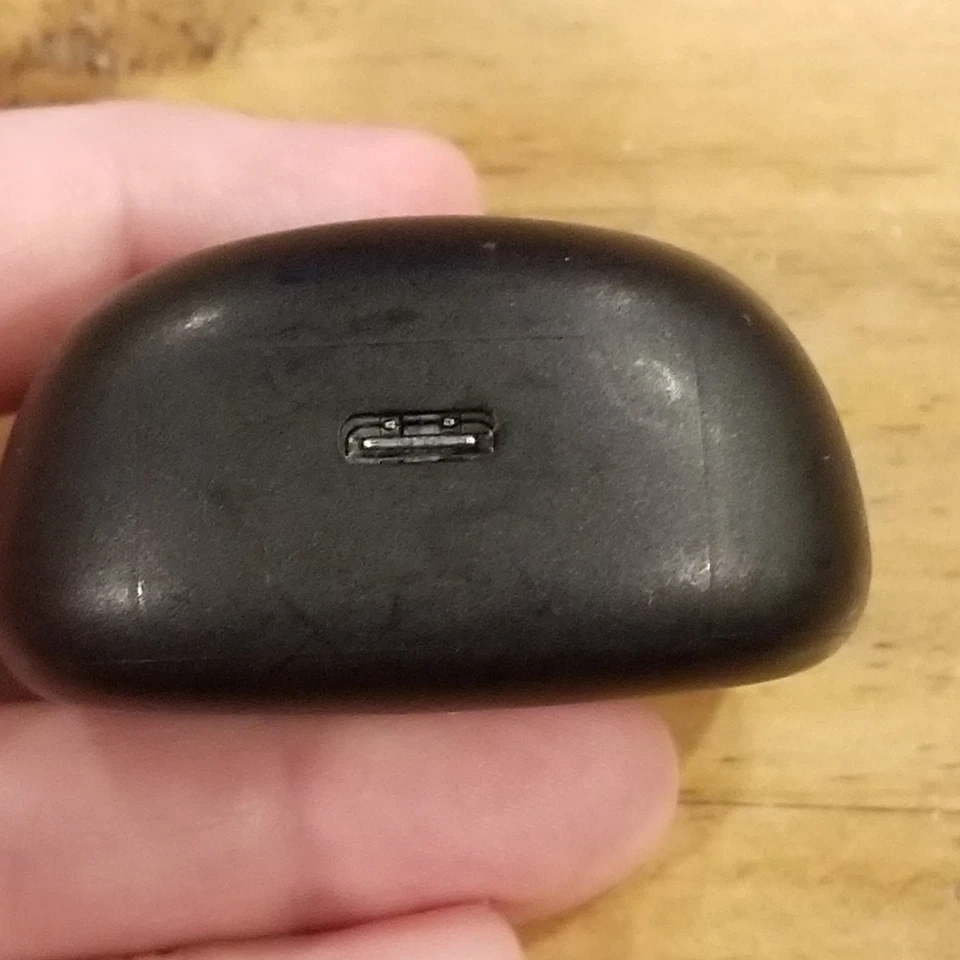 JBL Tune Flex True Wireless Substituição SOMENTE ESTOJO Preto 0390 - Imagem 4 de 4