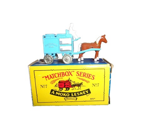 MATCHBOX Lesney MOKO HORSE DRAWN MILK FLOAT No. 7 & ORIGINAL TYPE
