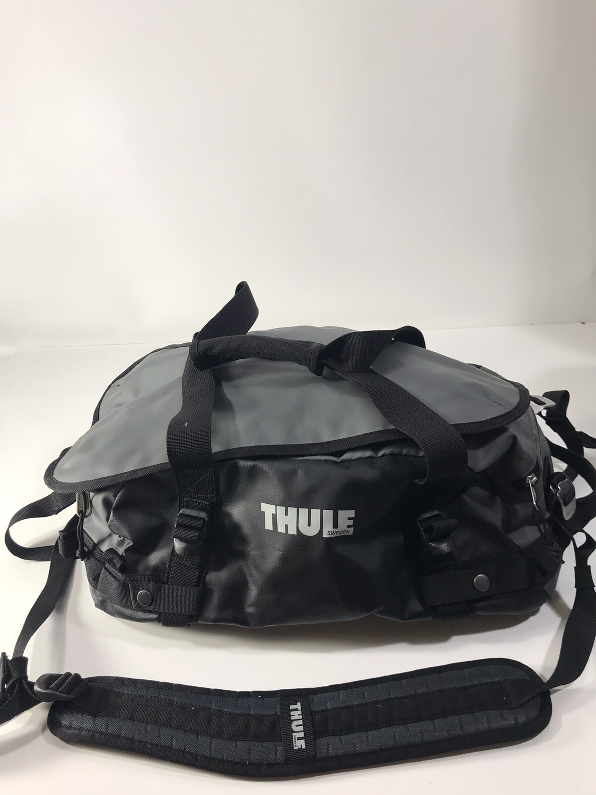 thule duffel backpack