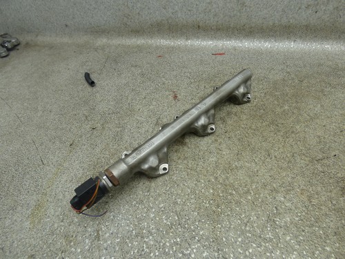 Einspritzleiste R rechts 1.4301 316Tkm Mercedes W219 CLS 350 CGI 08.1552.155