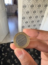 RARE misprinted 2003 Discovery of DNA - Double Helix Rare 2 Pound Coin