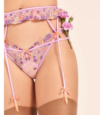 lilac garter belt Plus Size Thigh Garter Belt丨Moon Wood