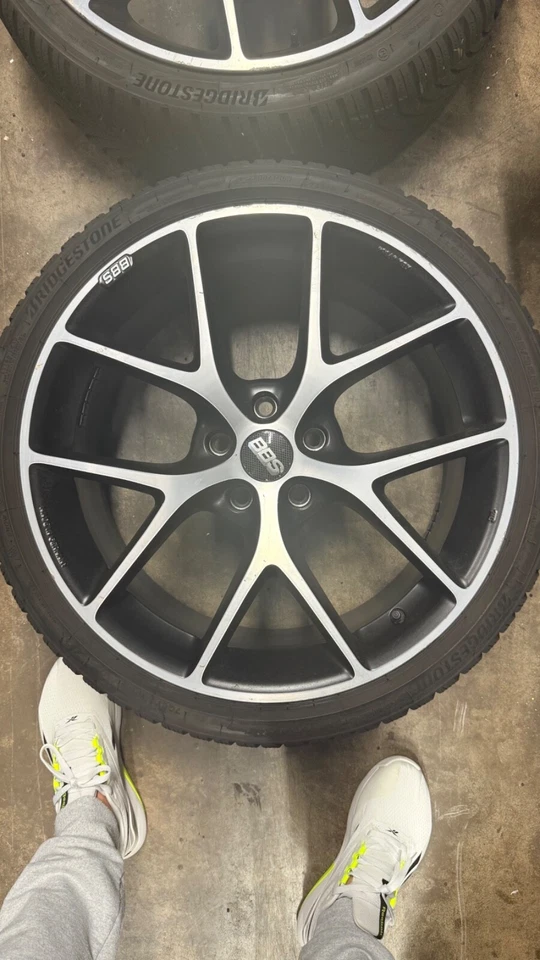 Audi TT Winteräder komplett (Reifen fast neu, Felgen aber mit Kratzern) - Bild 4 von 4