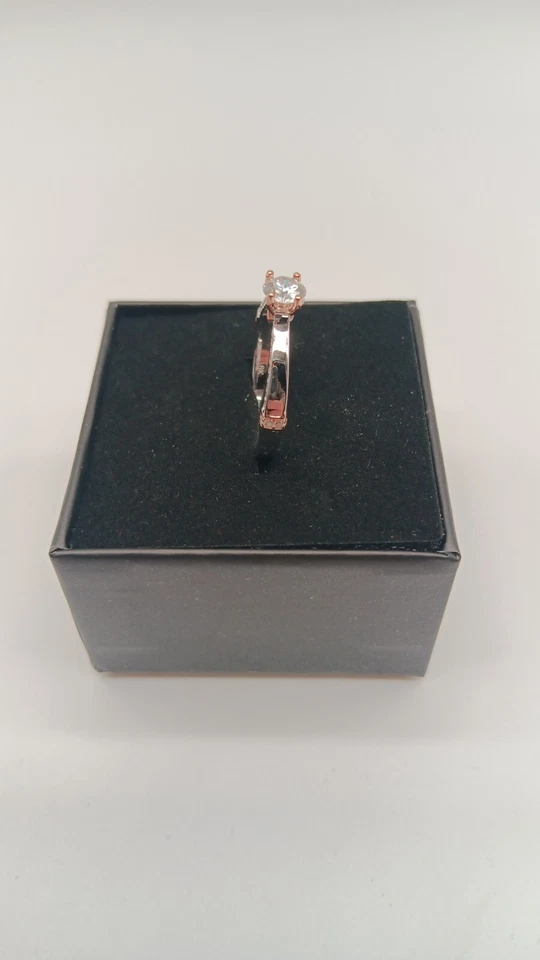 bague or blanc et rose et pierre moissanite - Photo 2/4