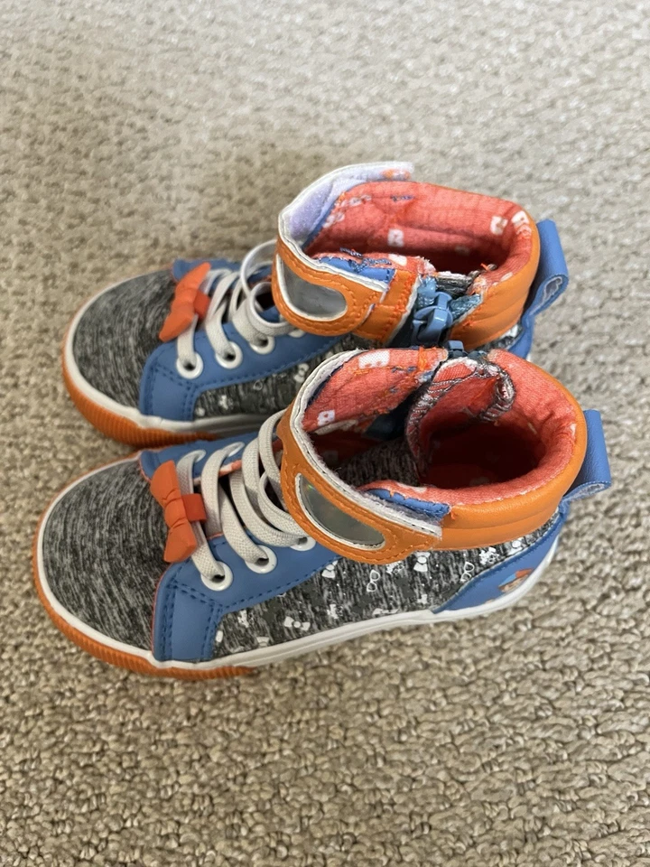 Blippi ребенка ясельного возраста 3 + кроссовки обувь оранжевый синий солнцезащитные очки тема 6 дюймов - Изображение 2 из 4